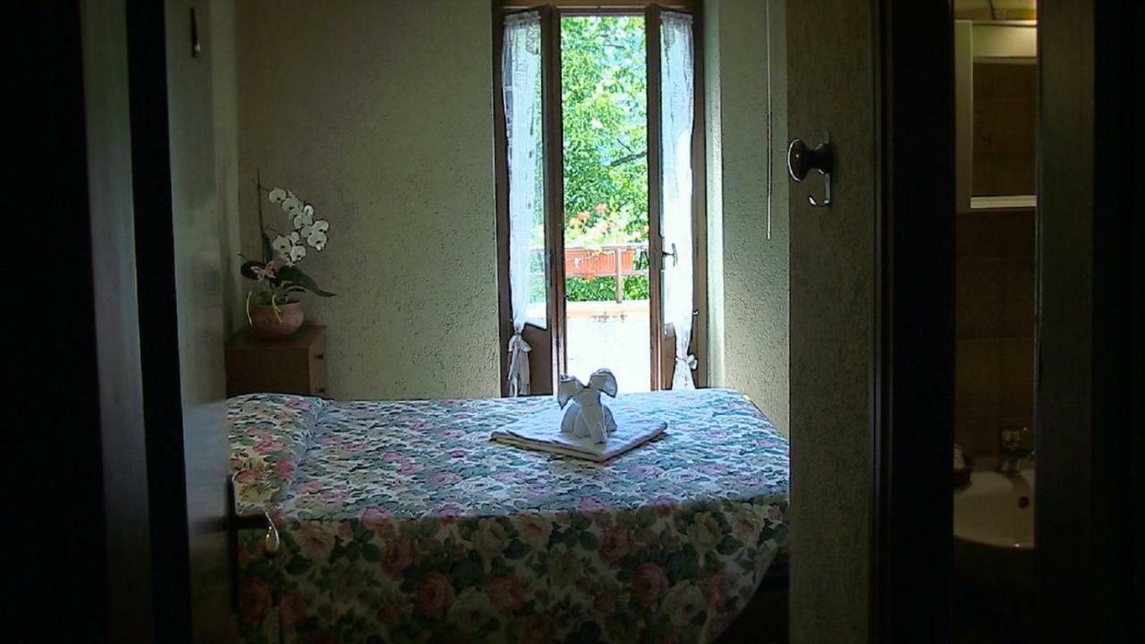 Hotel Rondanino Lanzo dʼIntelvi Kültér fotó
