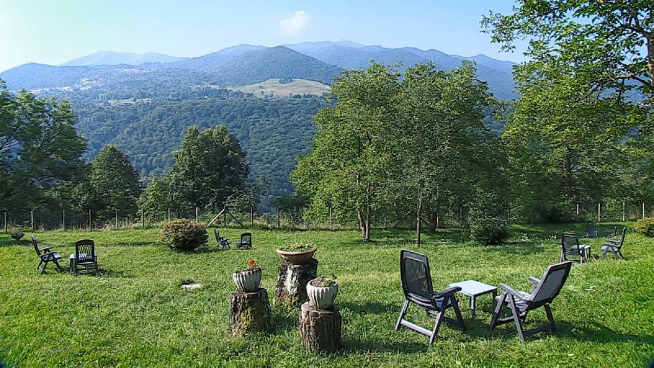 Hotel Rondanino Lanzo dʼIntelvi Kültér fotó